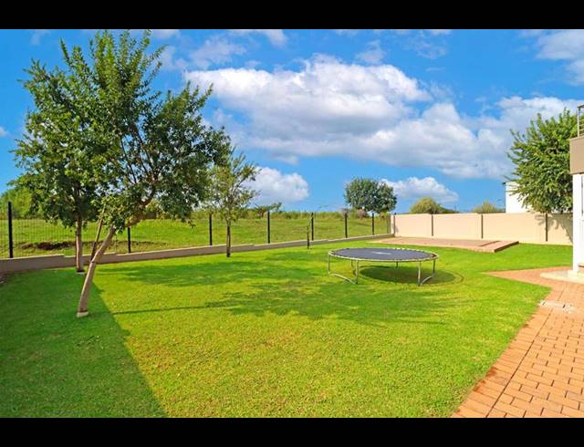 4 BEDROOM HOUSE FOR SALE IN MIDSTREAM RIDGE